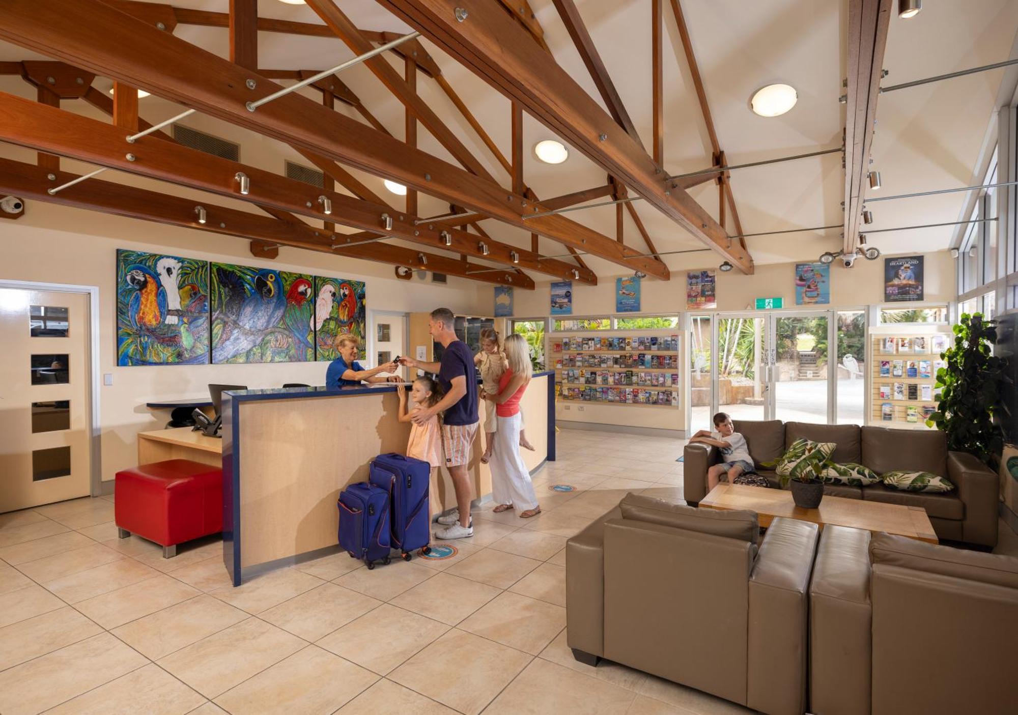 Ashmore Palms Holiday Village Gold Coast Ngoại thất bức ảnh